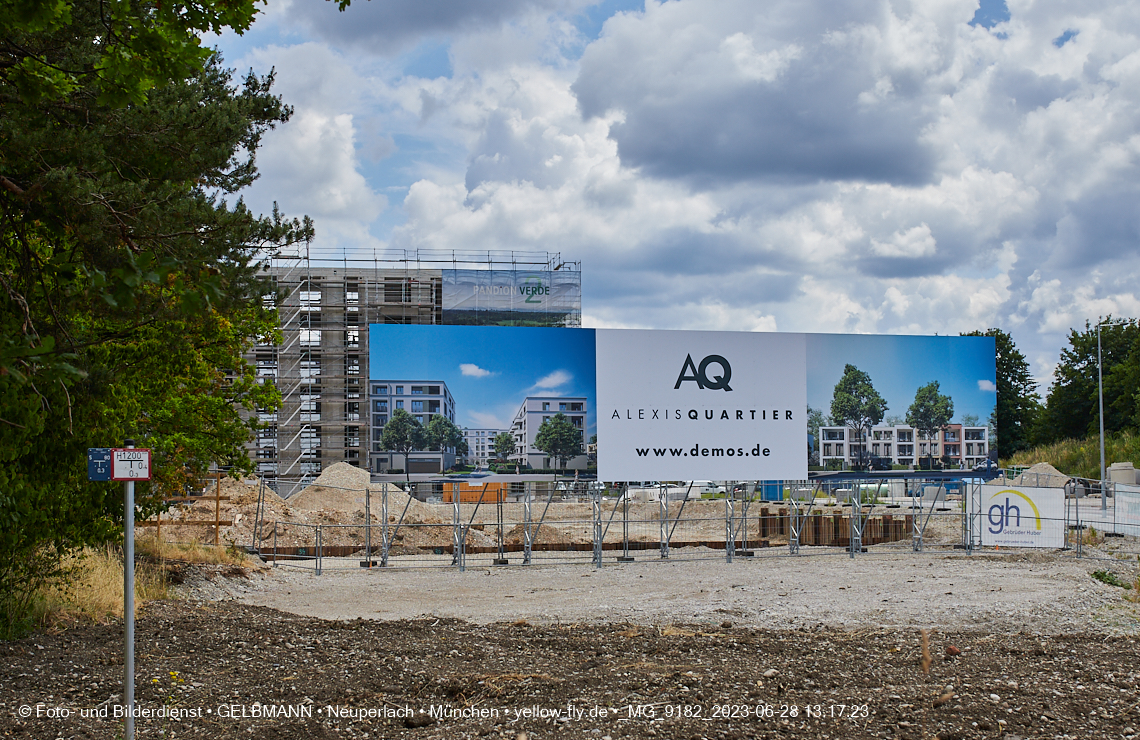 28.06.2023 - Baustelle Alexisquartier - neue DEMOS-Hinweisschilder 28.06.2023 - Baustelle Alexisquartier - neue DEMOS-Hinweisschilder